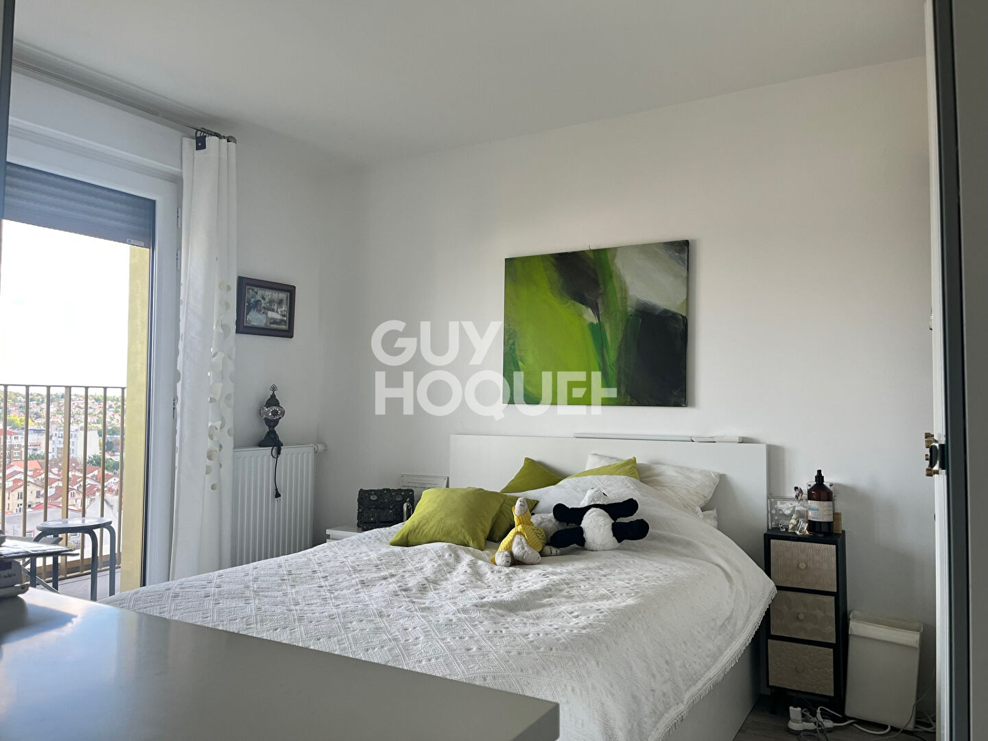 4 pièces dans immeuble récent, vue dégagée, terrasse filante