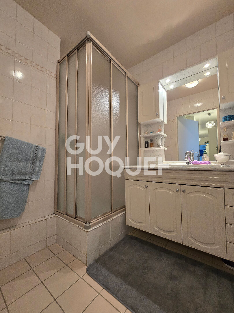 CENTRE-VILLE - BOX DOUBLE - CAVE - BALCON