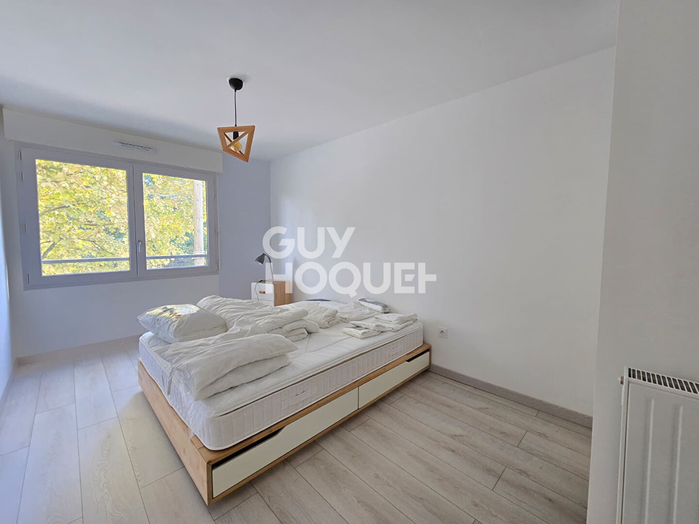 3P TRAVERSANT DANS IMMEUBLE 2017 PROCHE METRO 14