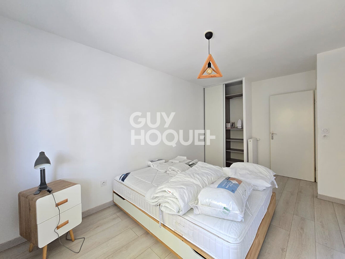 3P TRAVERSANT DANS IMMEUBLE 2017 PROCHE METRO 14