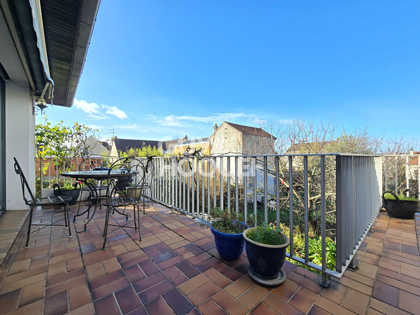 Pavillon familial au calme du Coteau