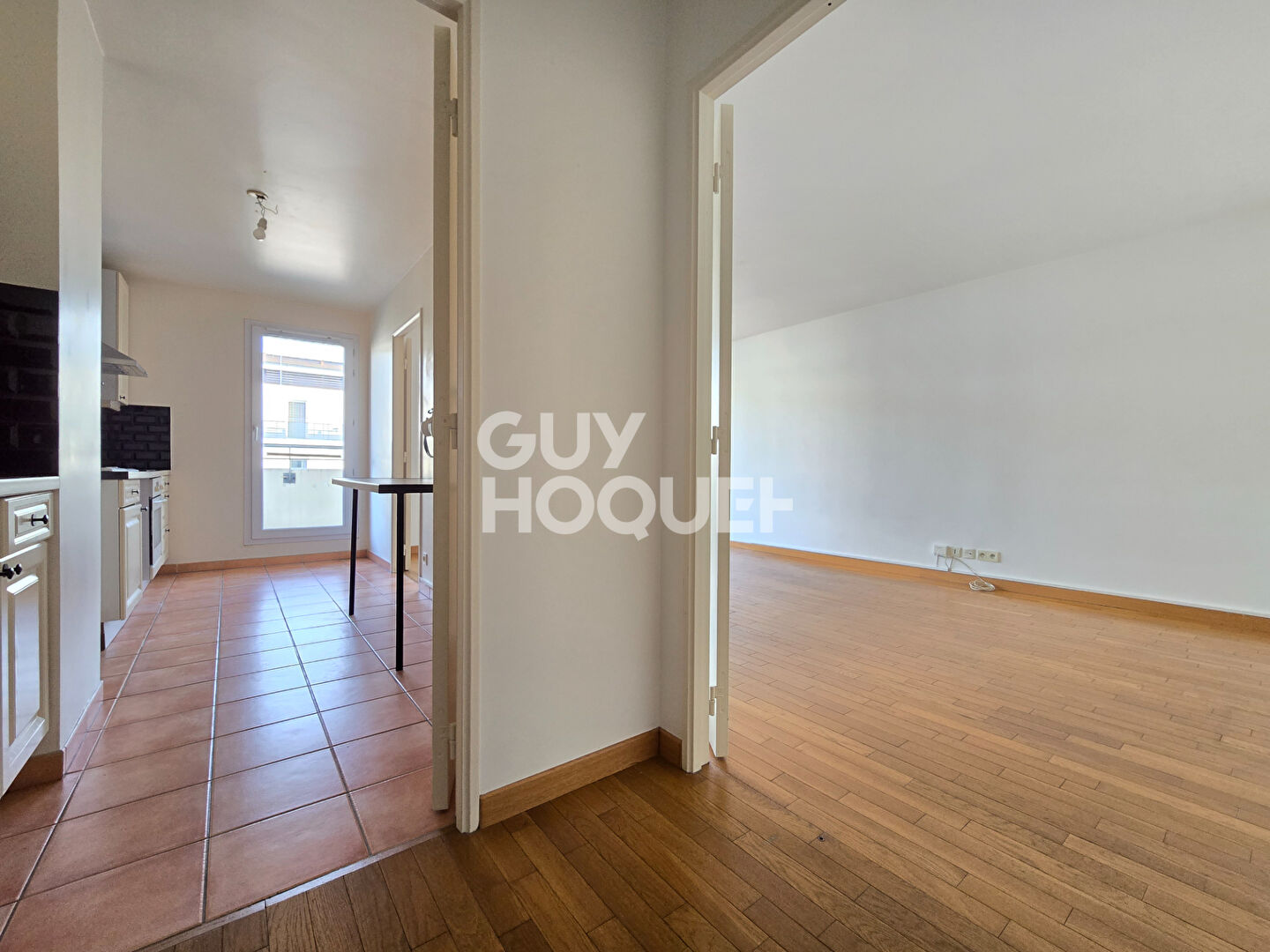 Grand 3 pièces, Centre ville, immeuble 2004