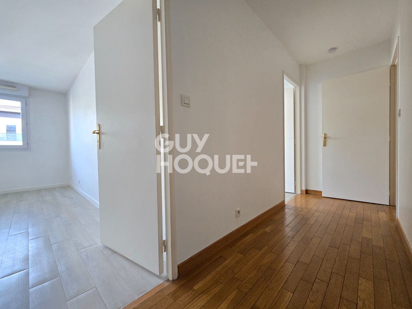 Grand 3 pièces, Centre ville, immeuble 2004