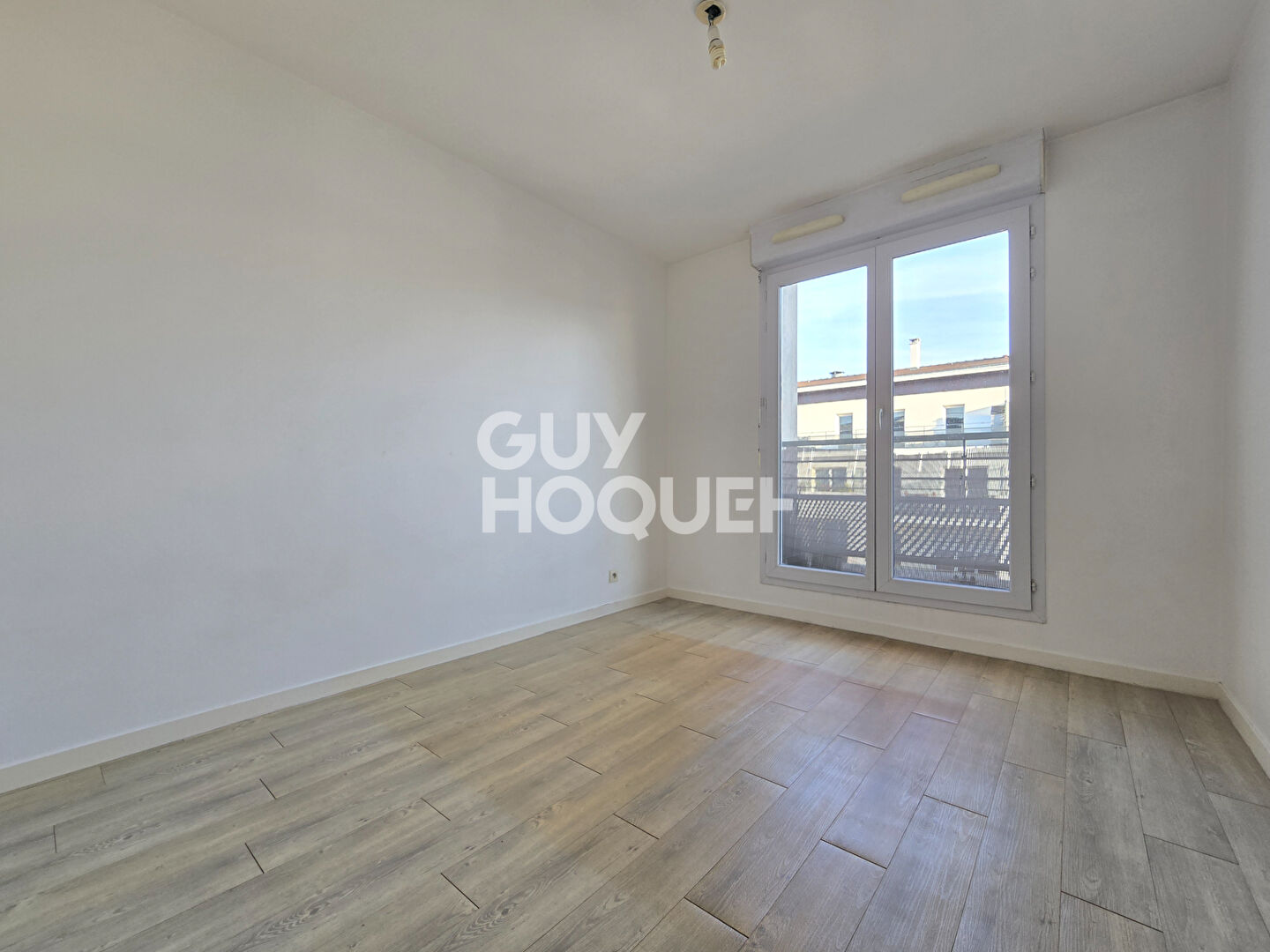 Grand 3 pièces, Centre ville, immeuble 2004