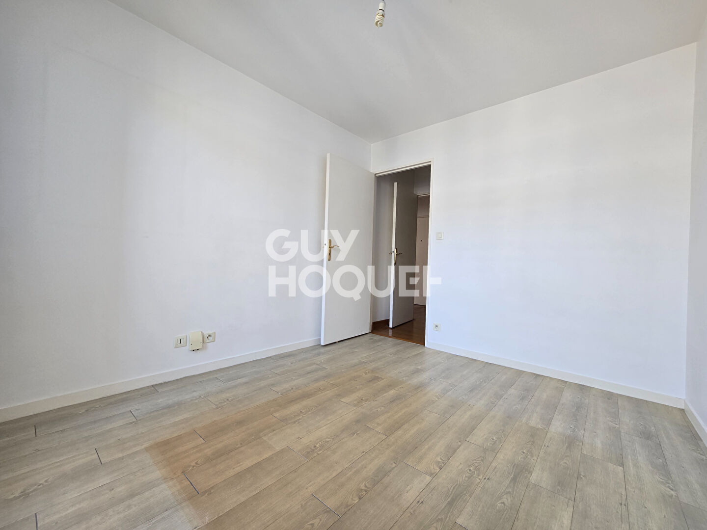 Grand 3 pièces, Centre ville, immeuble 2004