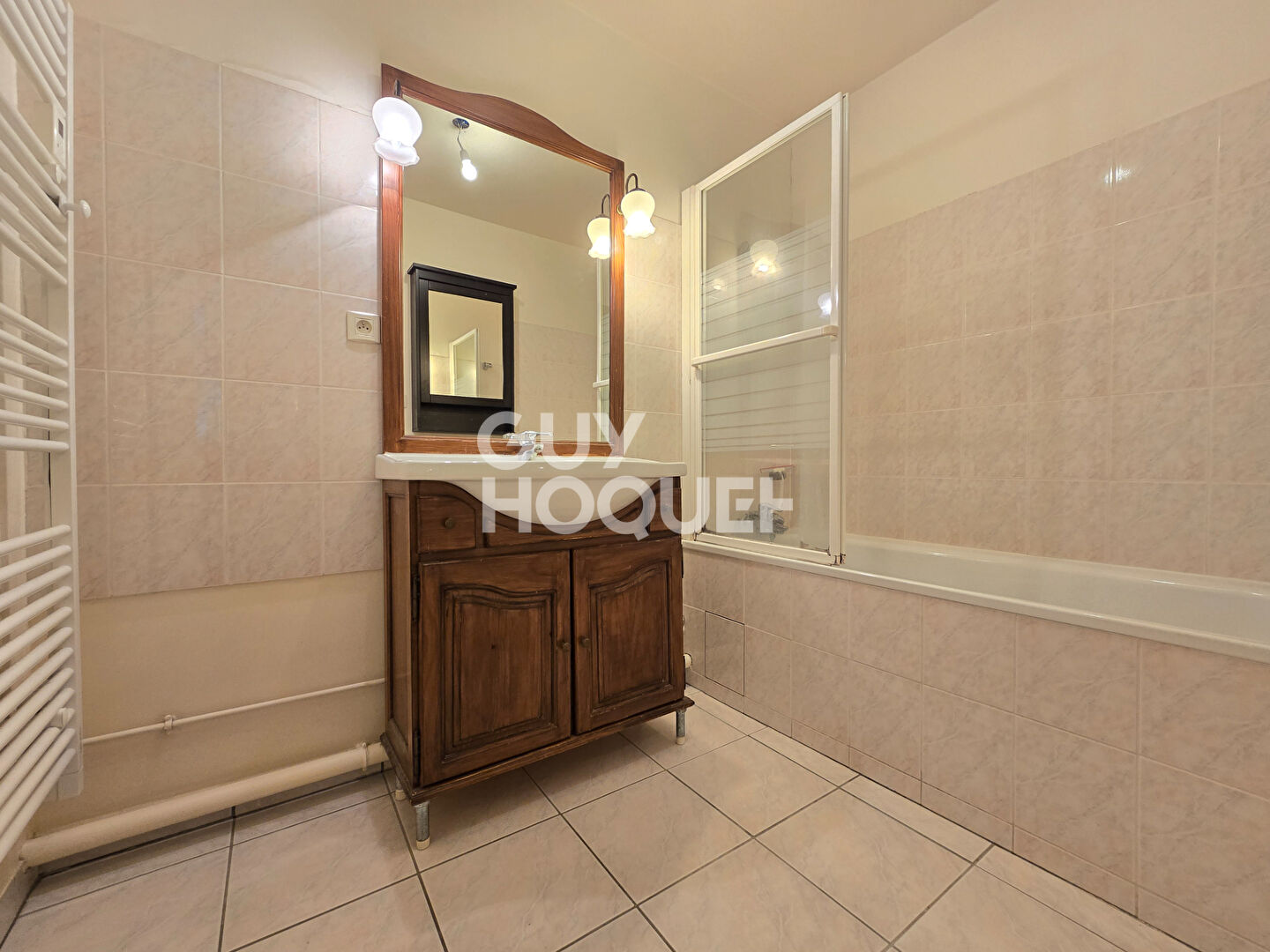 Grand 3 pièces, Centre ville, immeuble 2004