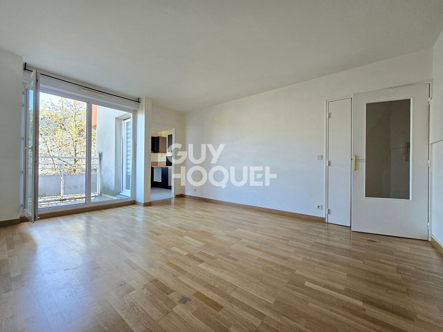 DUPLEX - 2 CHAMBRES + BUREAU - BOX et PARKING