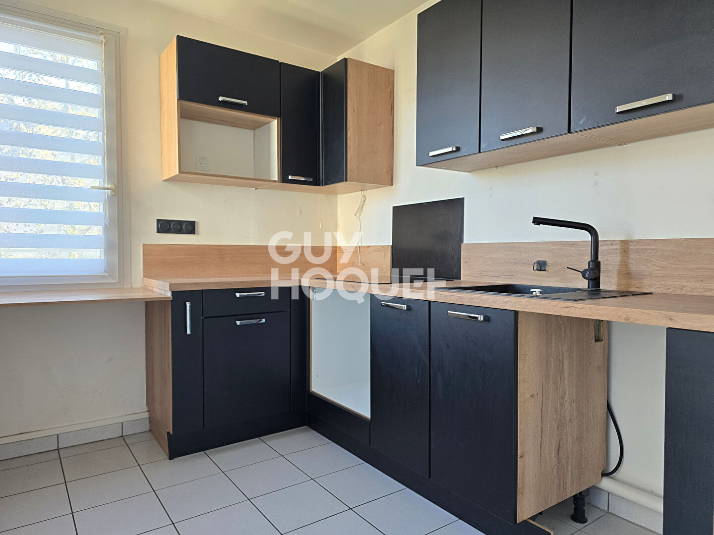 DUPLEX - 2 CHAMBRES + BUREAU - BOX et PARKING