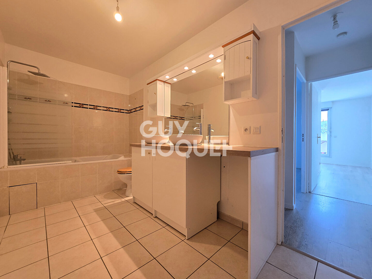 DUPLEX - 2 CHAMBRES + BUREAU - BOX et PARKING