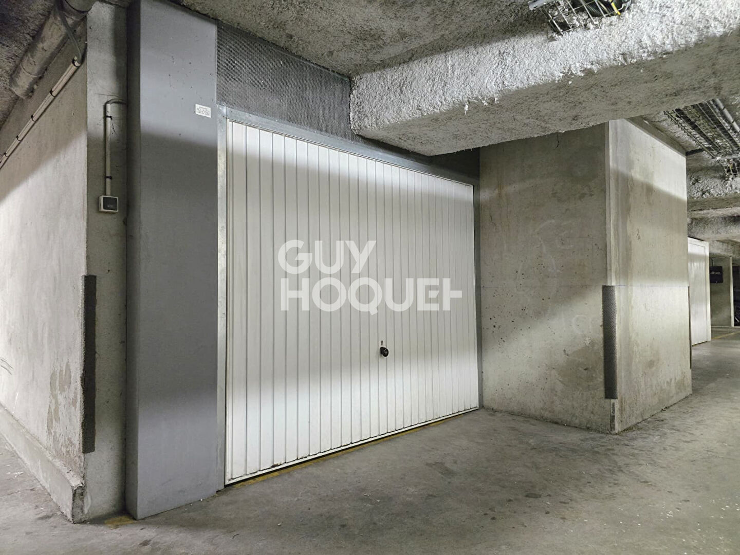 DUPLEX - 2 CHAMBRES + BUREAU - BOX et PARKING