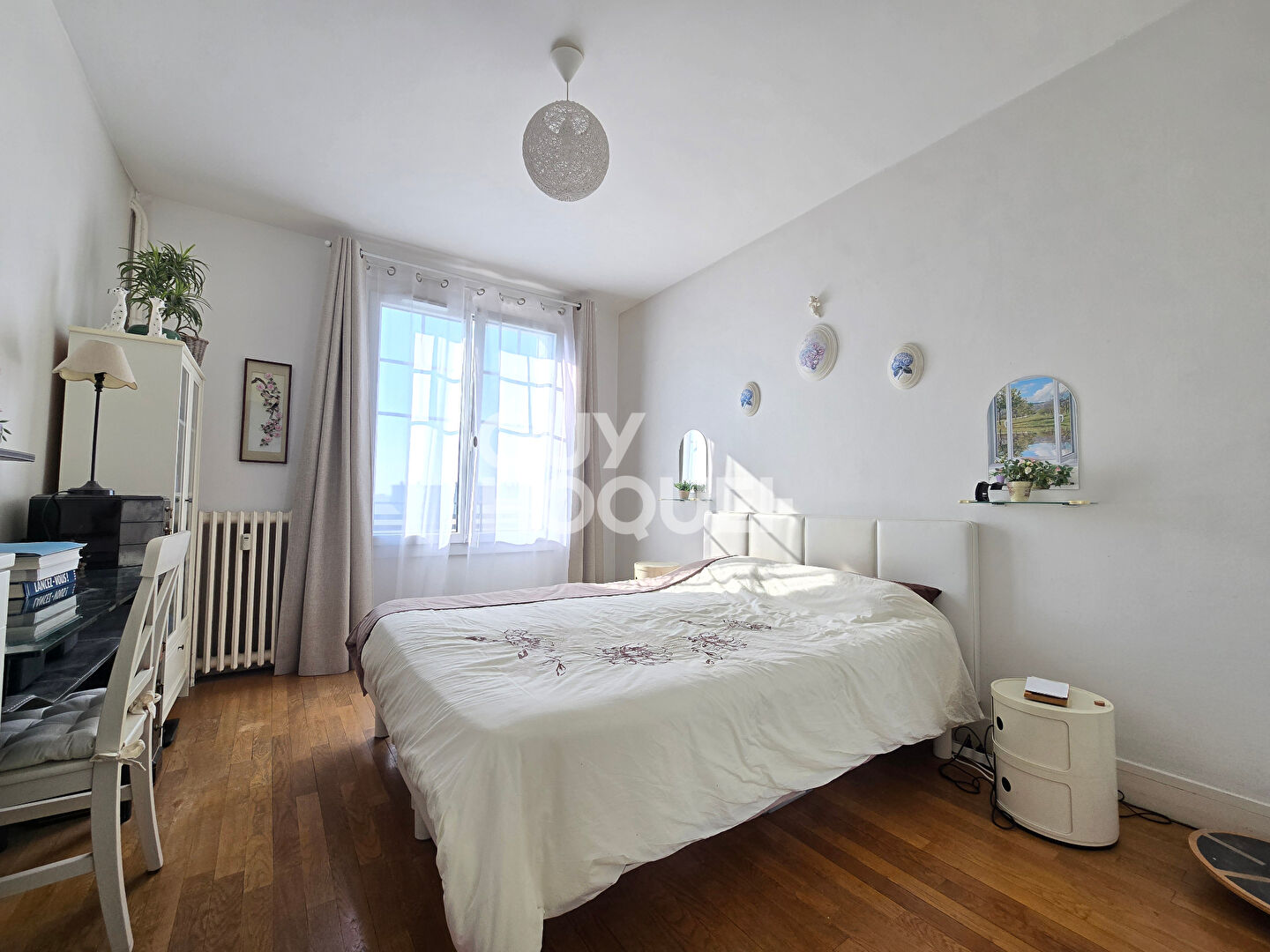 2 PIÈCES - PROCHE RER - VUE DEGAGÉE