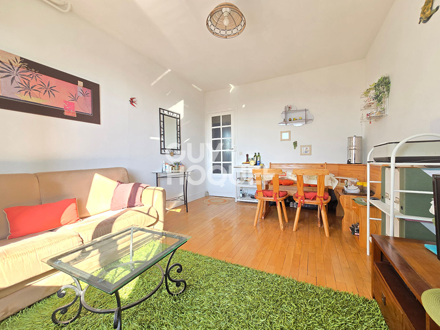 2 PIÈCES - PROCHE RER - VUE DEGAGÉE