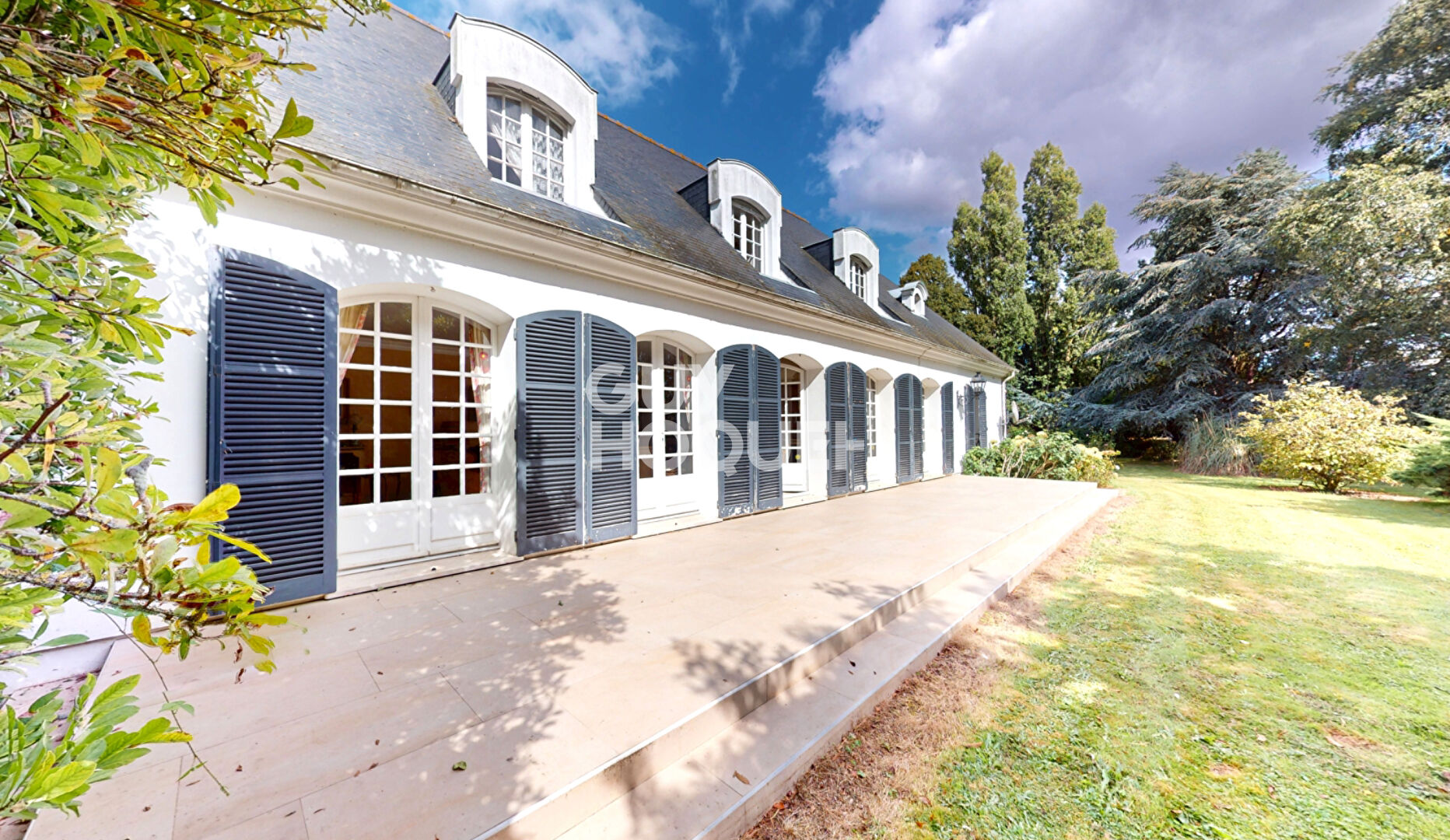 Propriété sur 1 hectare - 10min de la mer