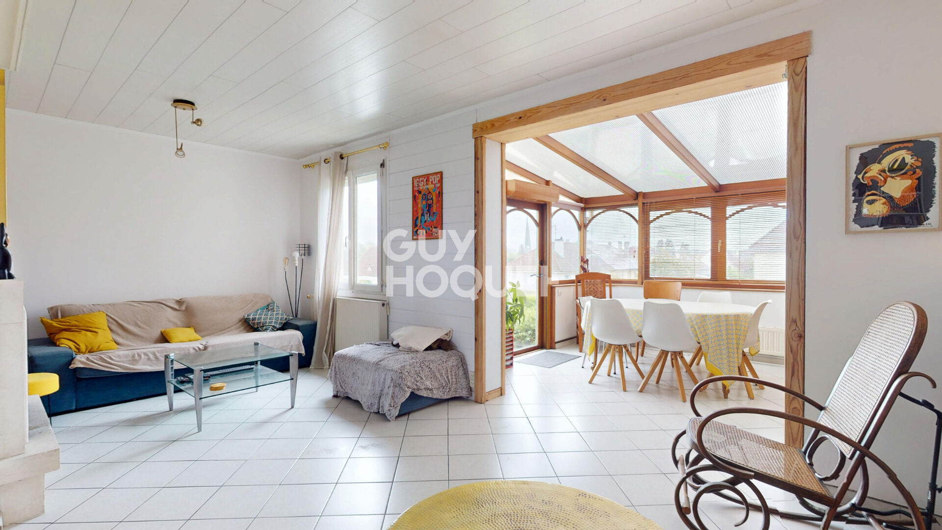 Maison au calme - sous-sol, atelier et beau jardin