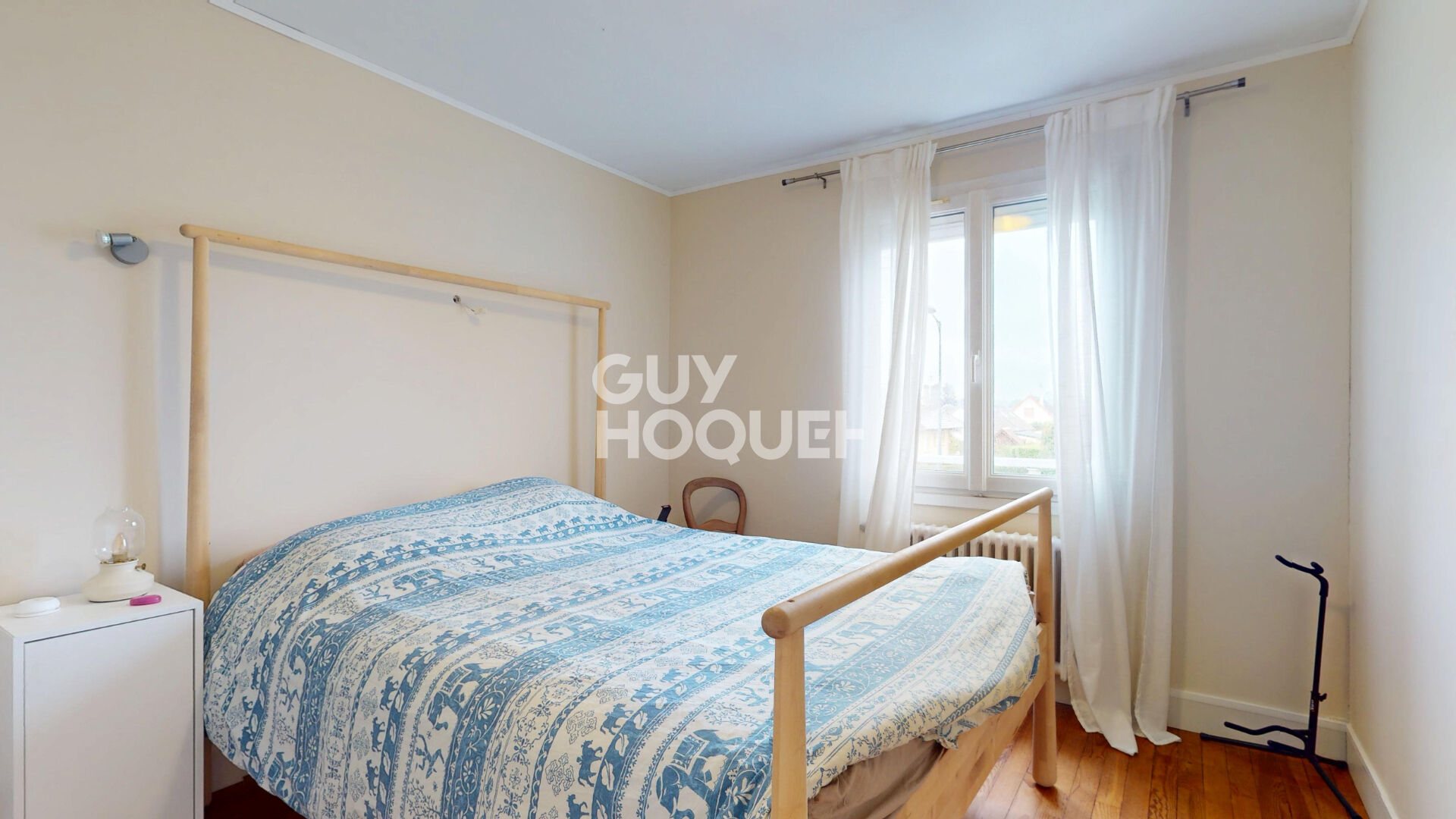 Maison au calme - sous-sol, atelier et beau jardin
