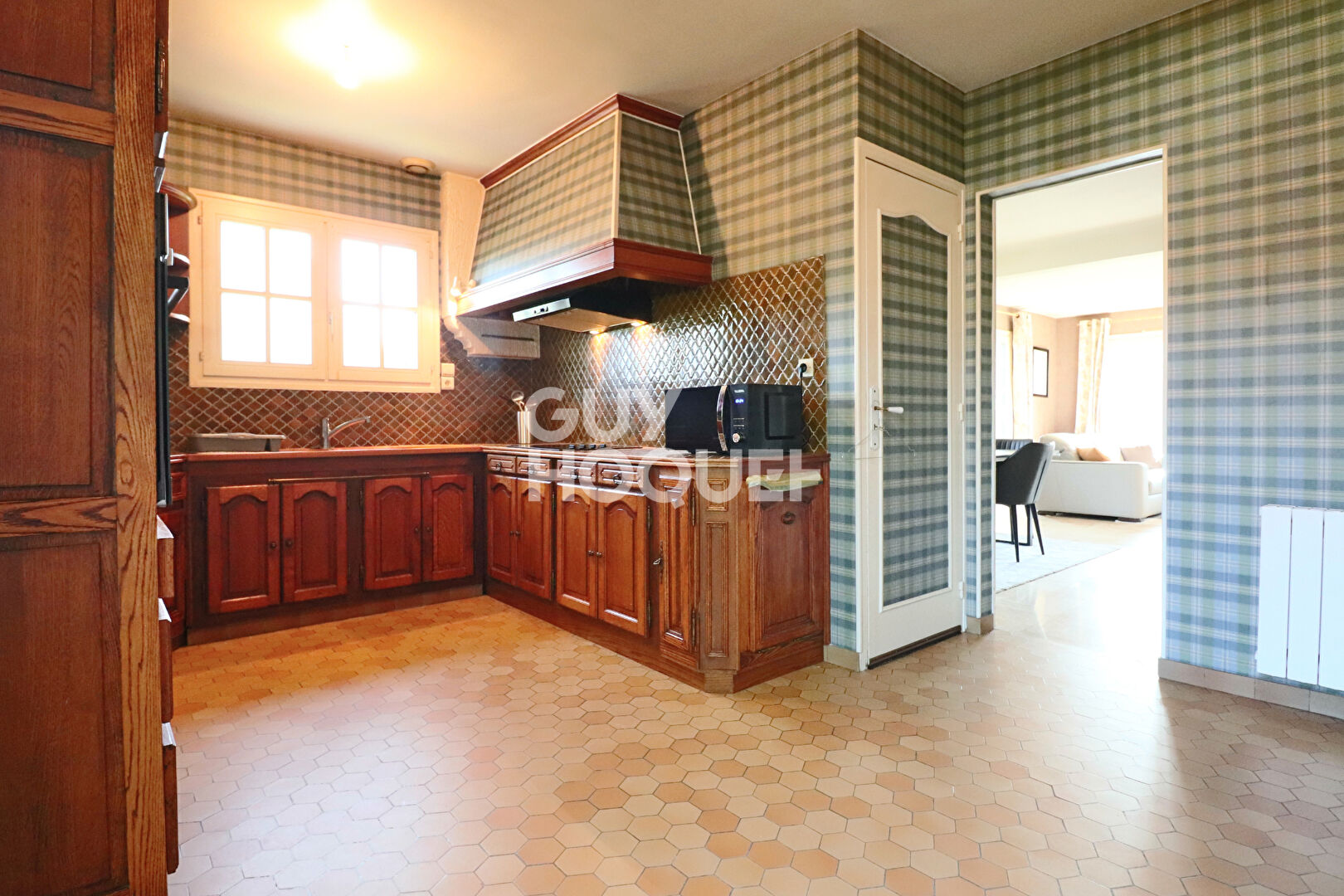 Maison Bieville Beuville 6 pièce(s) 188 m2