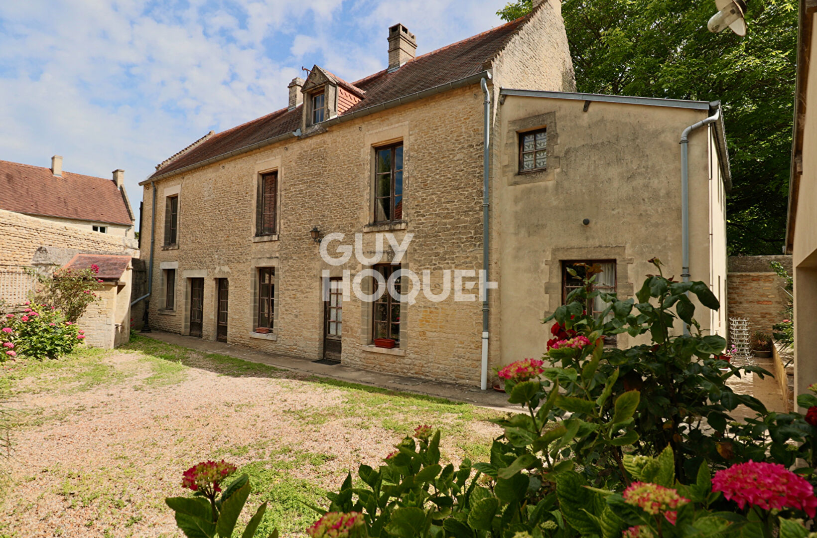 Maison Mathieu 10 pièce(s) 236 m2