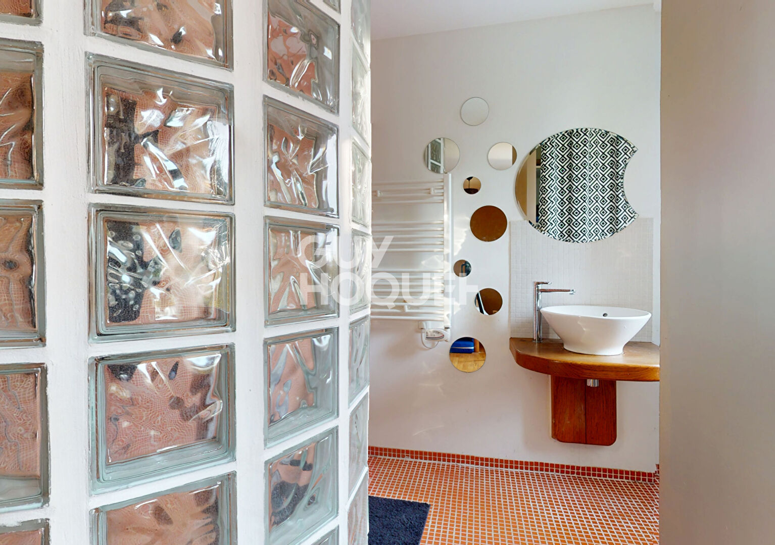 Maison en pierres rénovée