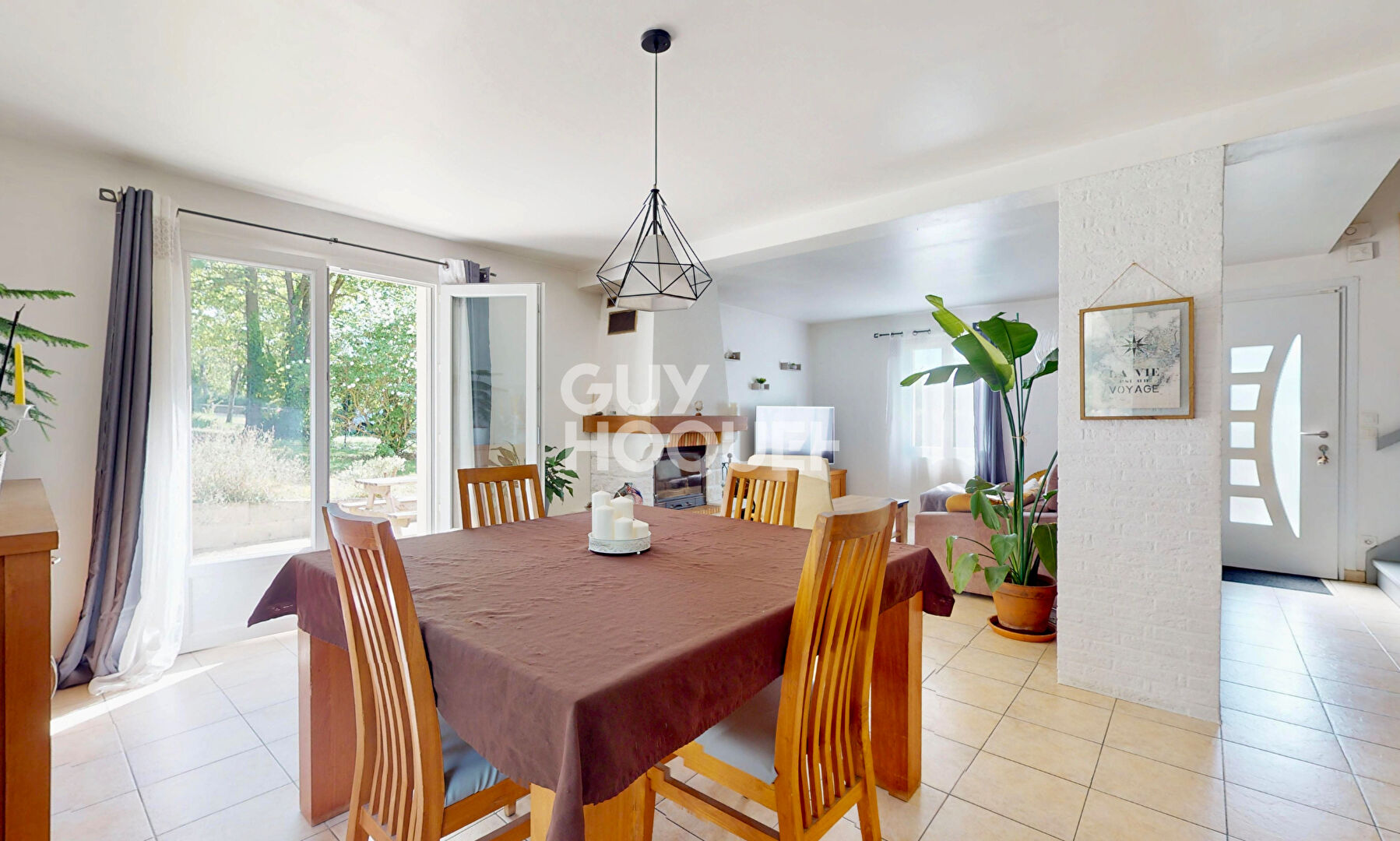 Maison Cairon