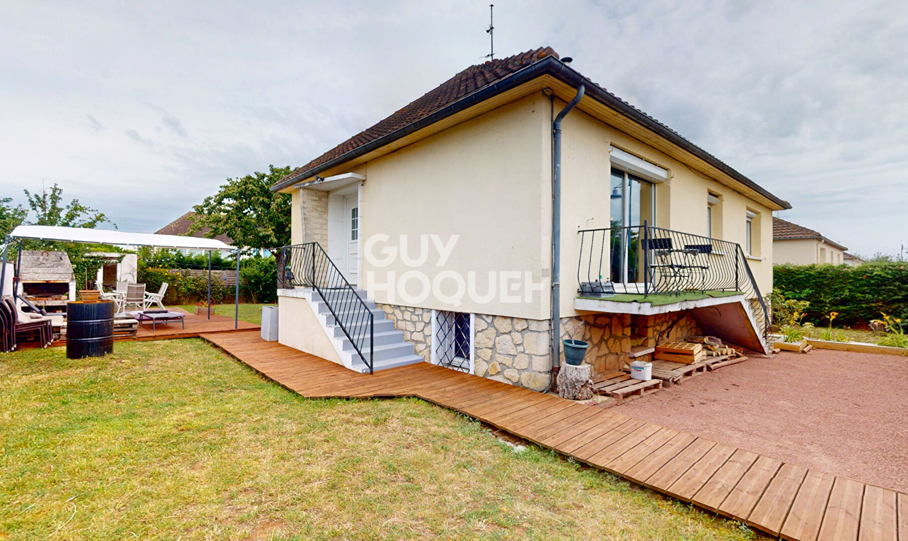 Maison Frenouville 5 pièce(s) 105 m2