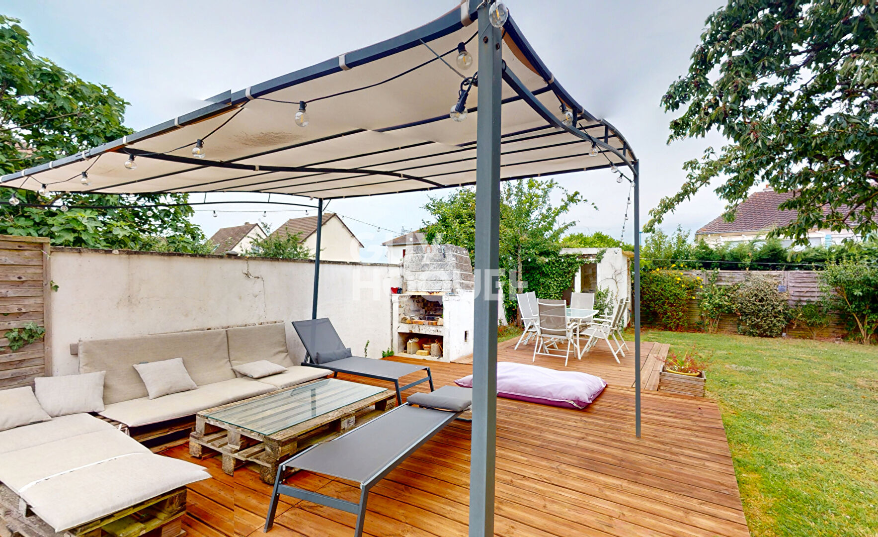 Maison Frenouville 5 pièce(s) 105 m2