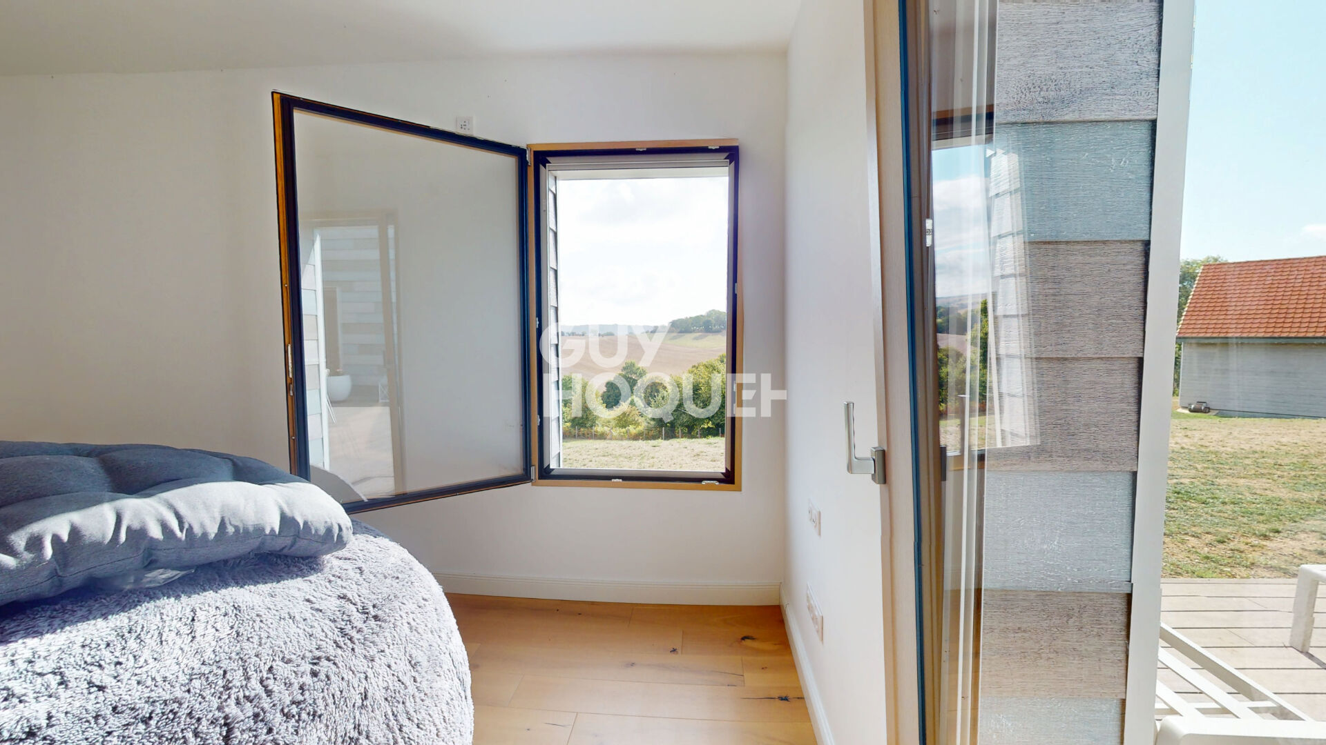 PLAIN PIED 210 m2