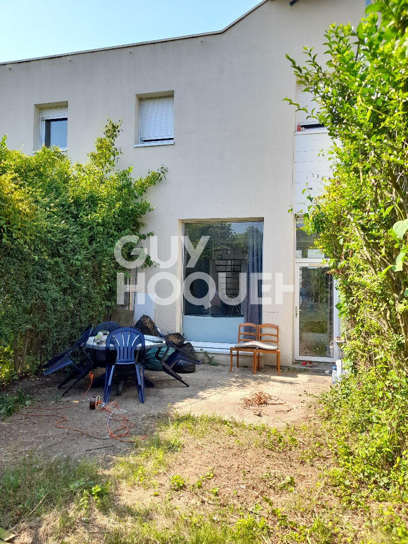 Apt T5 (99 m²)  à CAEN avec garage et terrain