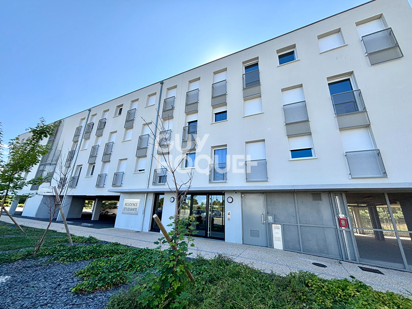 Appartement meublé neuf proche écoles supérieures