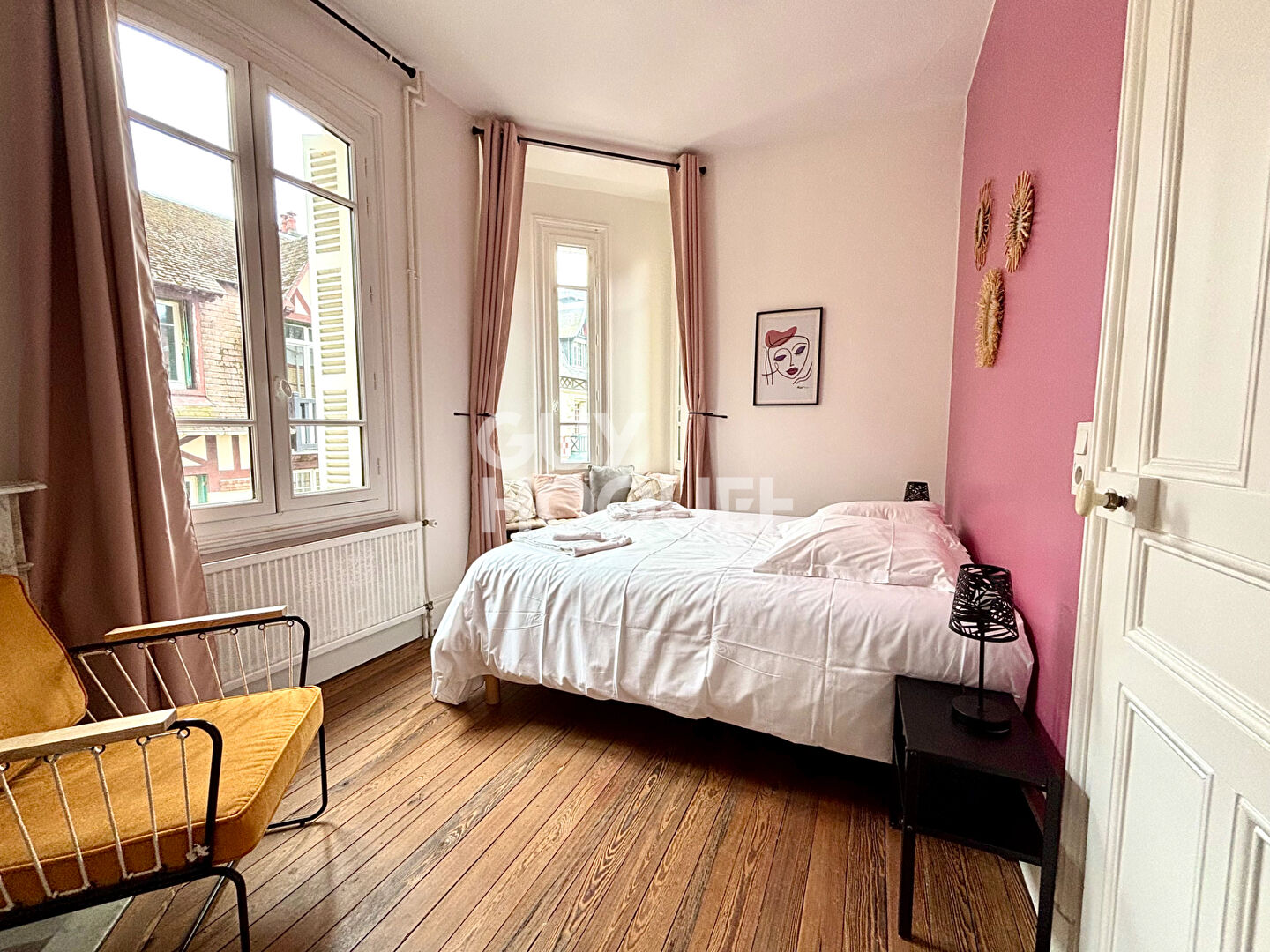 Maison Normande à vendre à Trouville-sur-Mer - Un coin de paradis à deux pas de la mer !