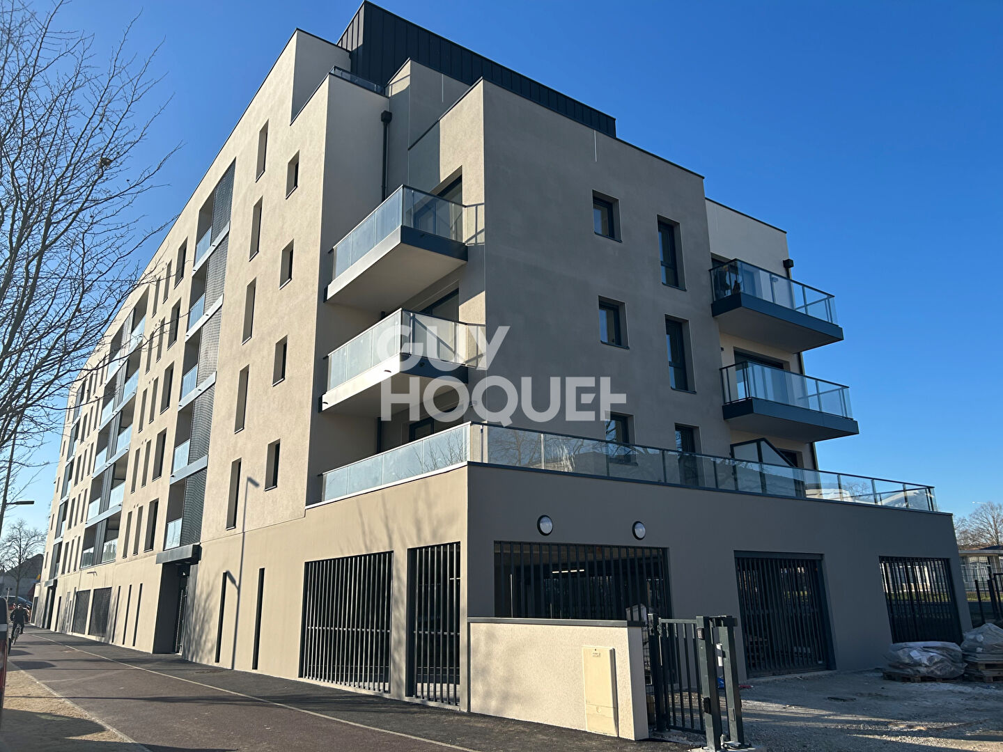 T2 AVEC BALCON ET TERRASSE - CAEN RIVE DROITE