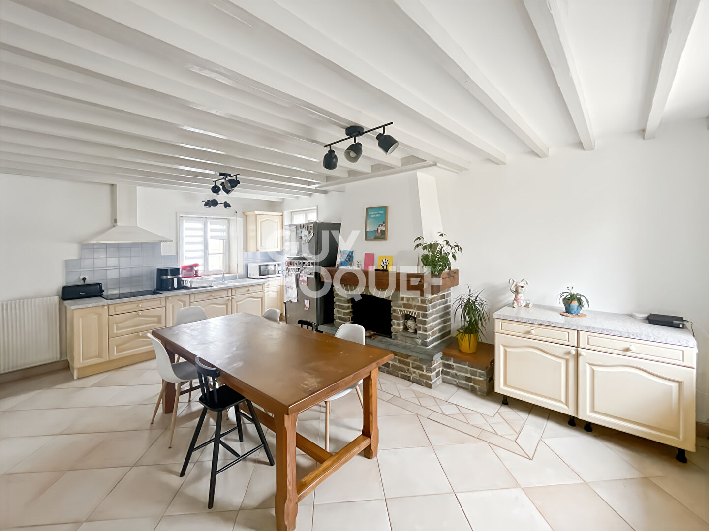 Maison Individuelle à  Barbery