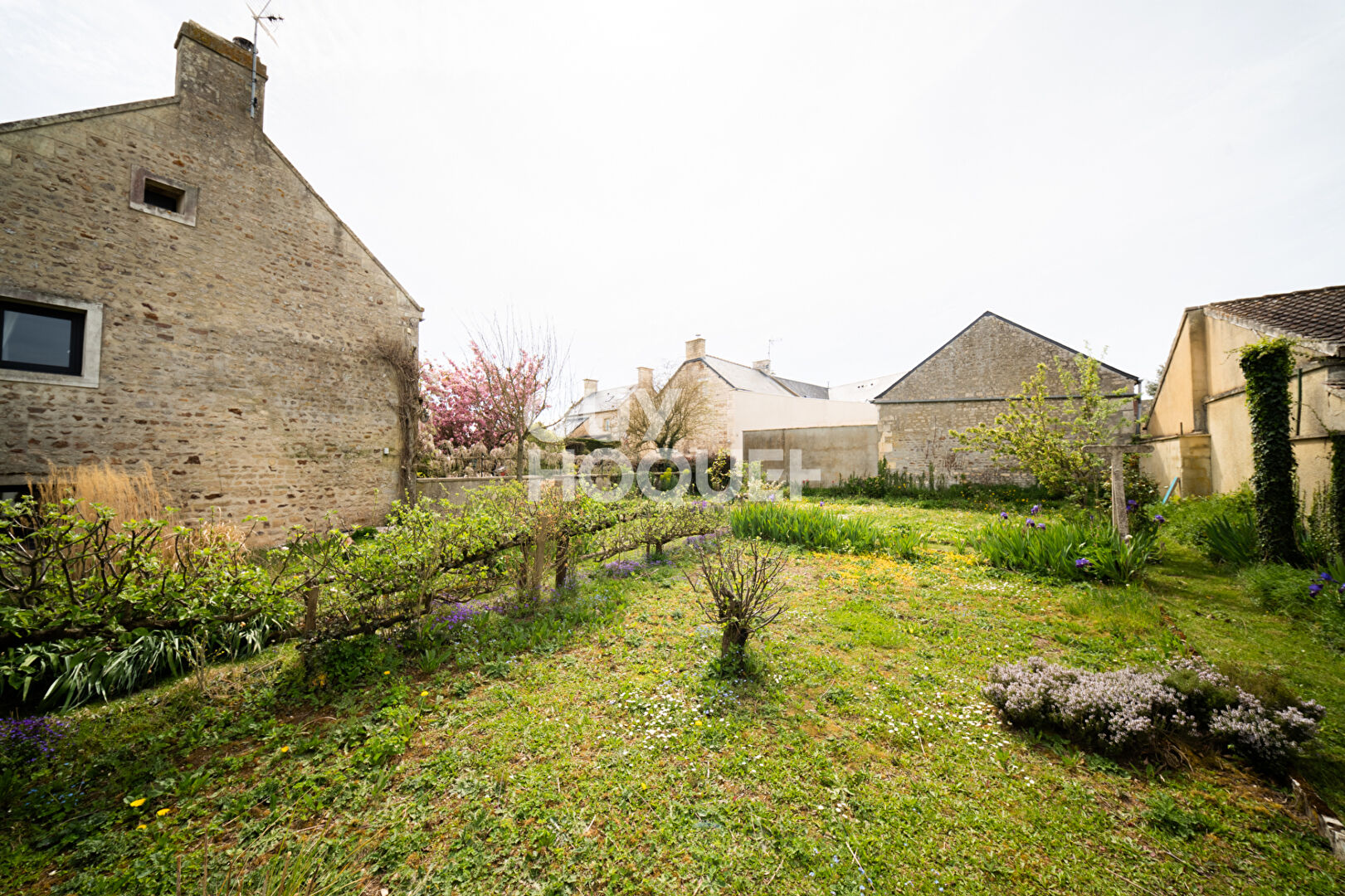 Maison Individuelle à  Barbery