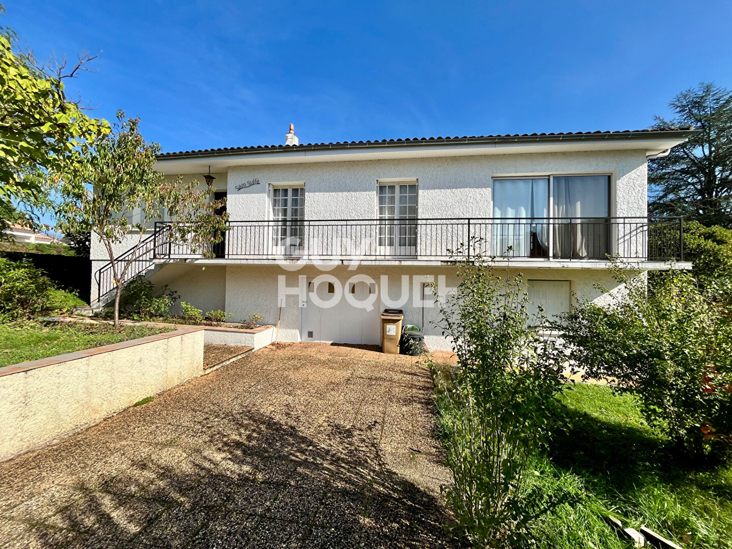 Maison spacieuse à Mercuès - 146 m² habitables - 4 chambres