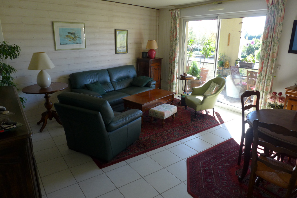 TOULOUGES, Appartement 4 pièces, terrasse, garage et parking