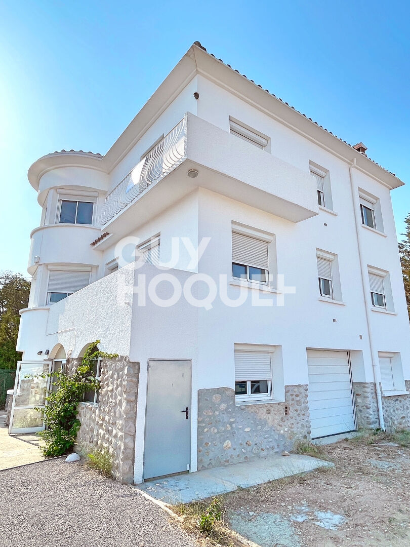 TOULOUGES immeuble 4 faces, 3 appartements, un garage + terrain encore constructible