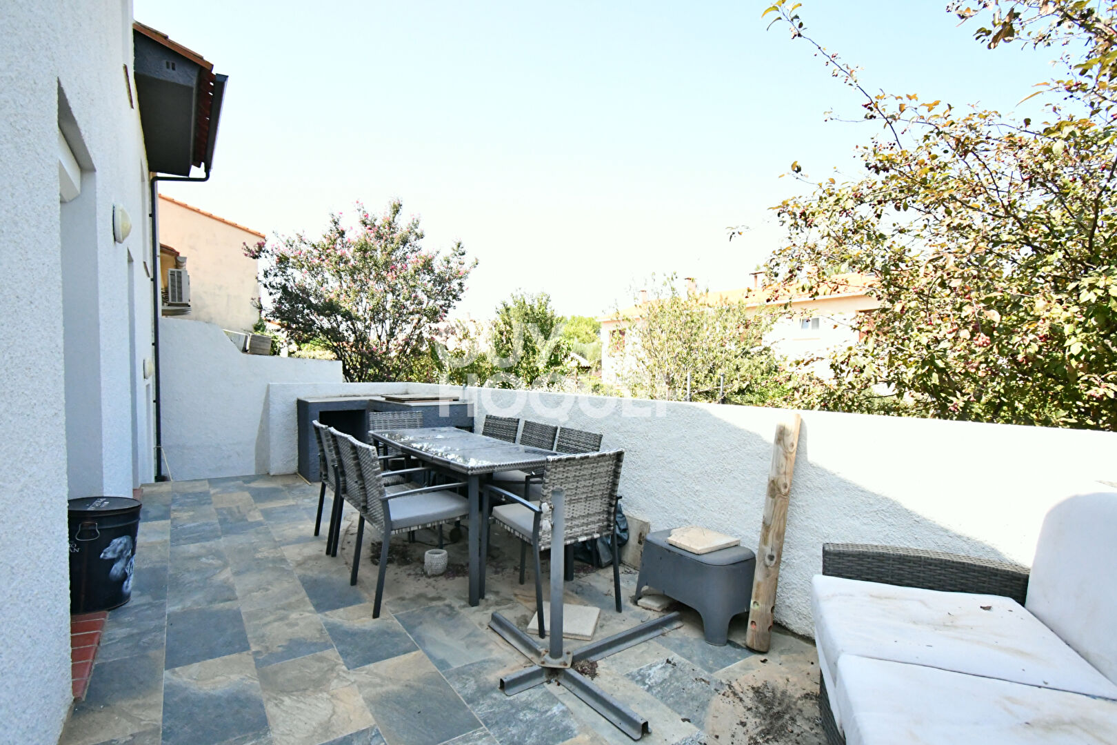 CANOHES Maison familiale 3 faces, 6 pièces avec grand garage