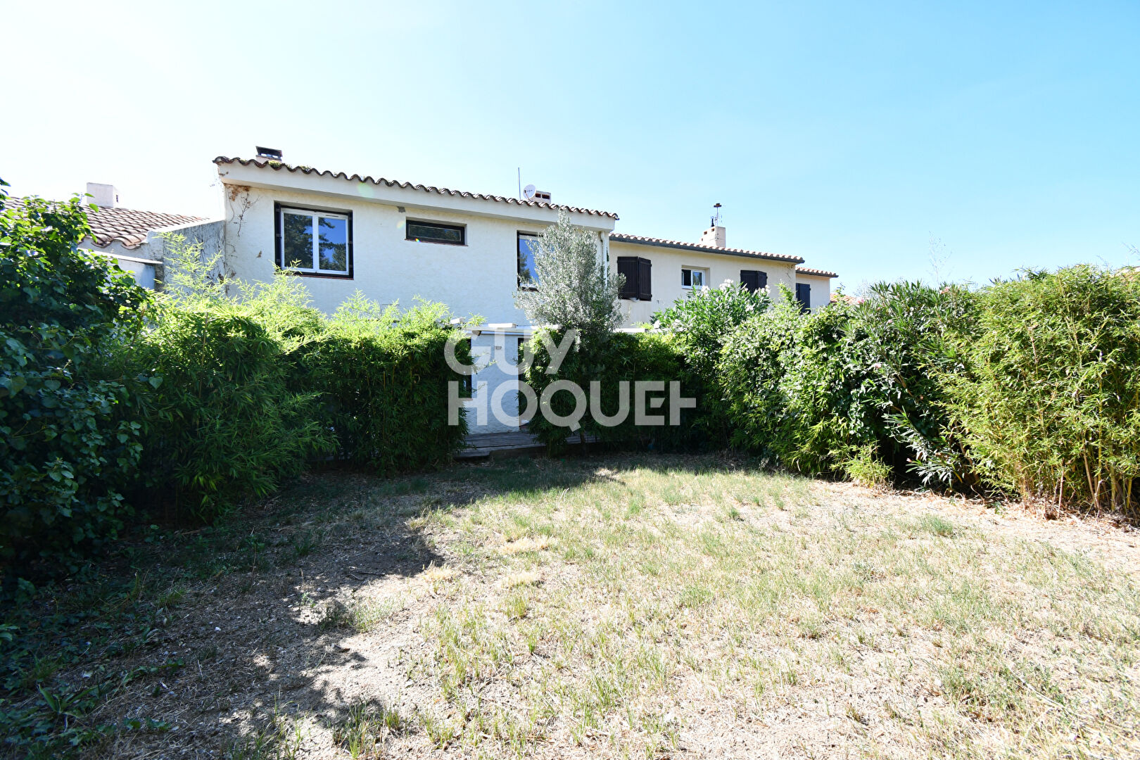 CANOHES en location: maison de 4 pièces (96 m²) avec garage et jardin.