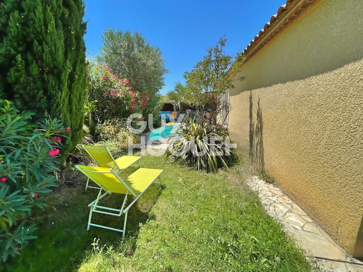 Maison à vendre à Canohès, 4 faces, 3 chambres, garage, piscine, dépendance