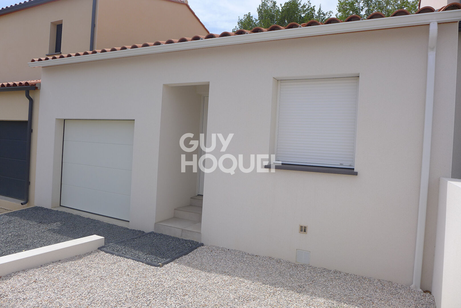 A louer à Thuir, maison 2 chambres garage et jardin