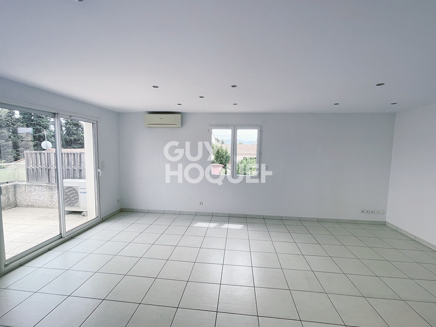 CANOHES Appartement 3 pièce(s) 63 m² avec terrasse et parking