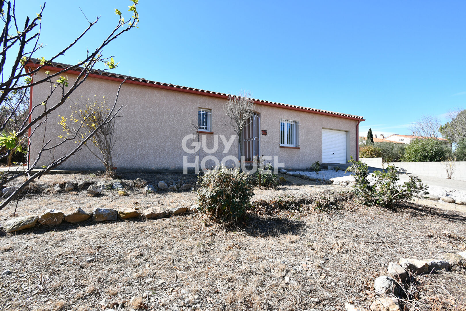 Canohes, Maison 4 faces plain pied, 3 chambres, garage et jardin