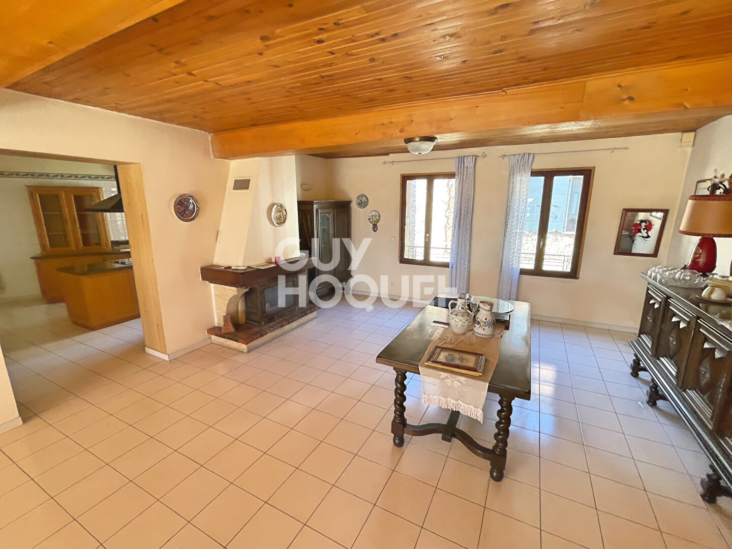 Canohes, maison de village 7 pièces, 238 m² sur parcelle 440m² avec 2 garages