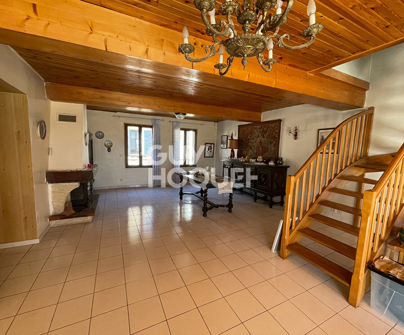 Canohes, maison de village 7 pièces, 238 m² sur parcelle 440m² avec 2 garages