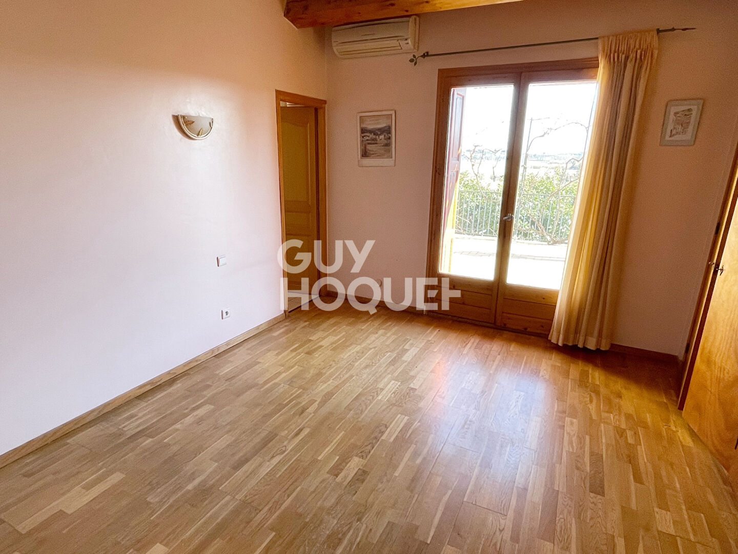 Canohes, maison de village 7 pièces, 238 m² sur parcelle 440m² avec 2 garages