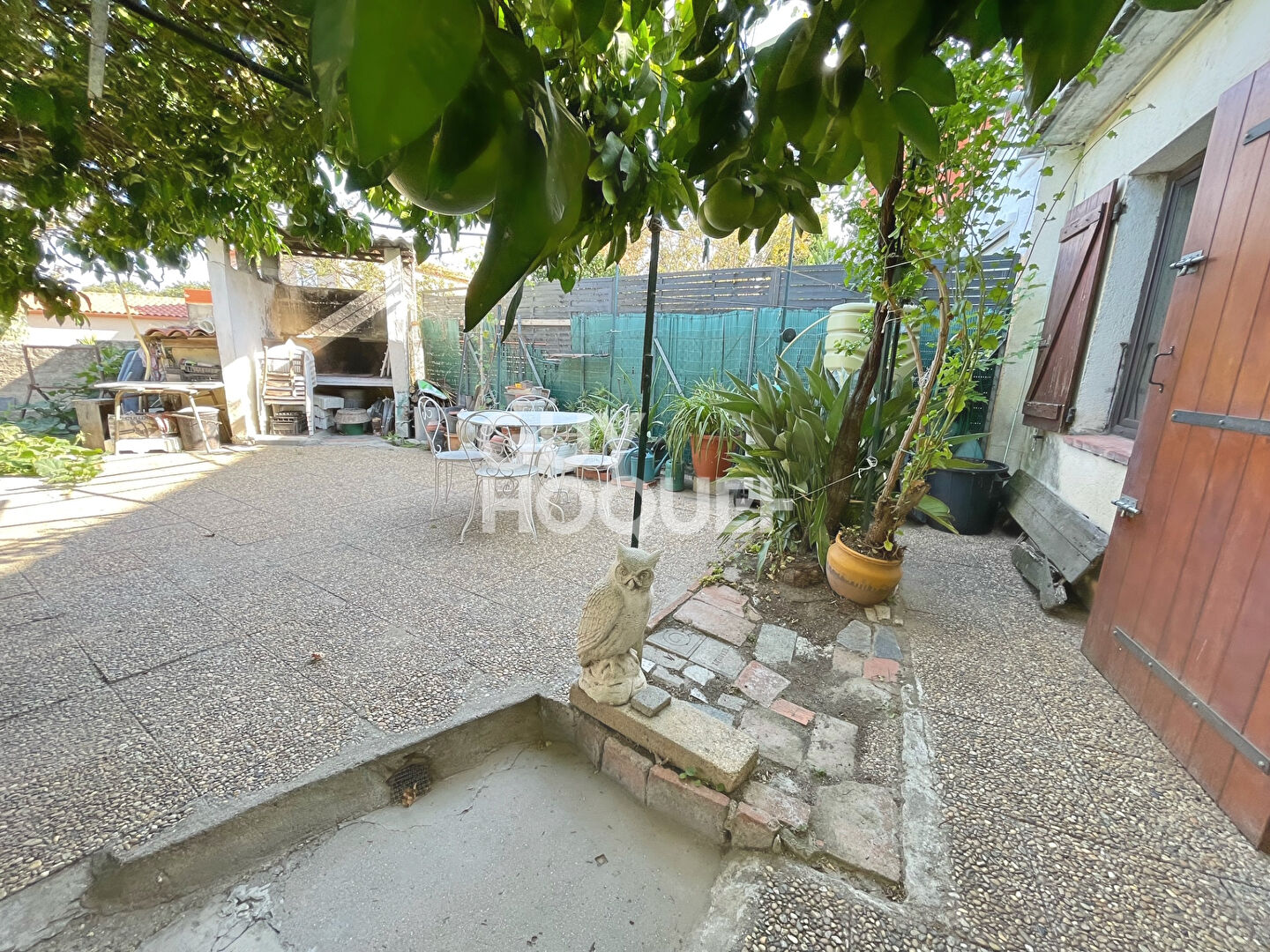 Canohes, maison de village 7 pièces, 238 m² sur parcelle 440m² avec 2 garages