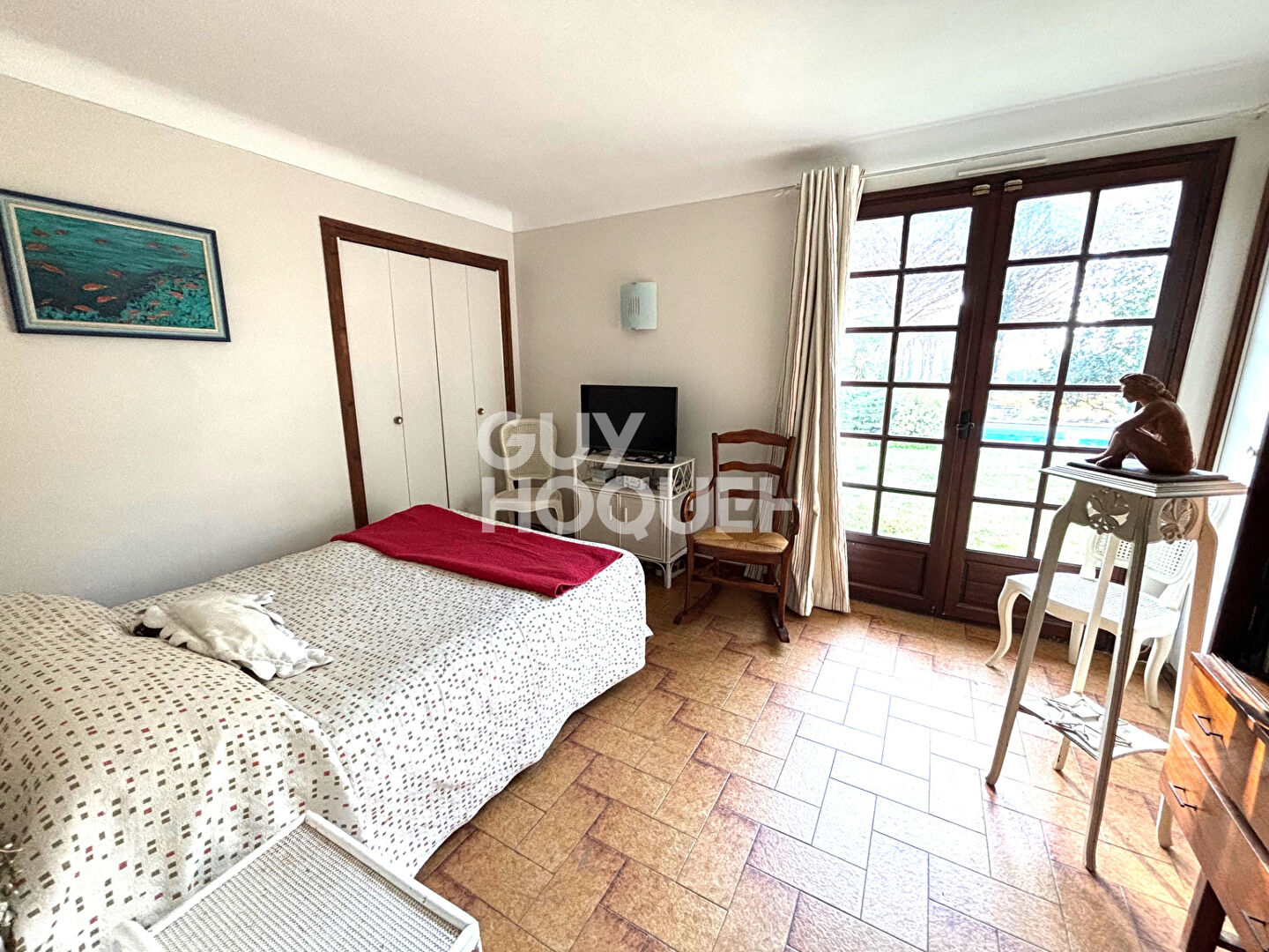 THEZA, MAISON 4 FACES, 5 CHAMBRES, GARAGE, JARDIN, PISCINE