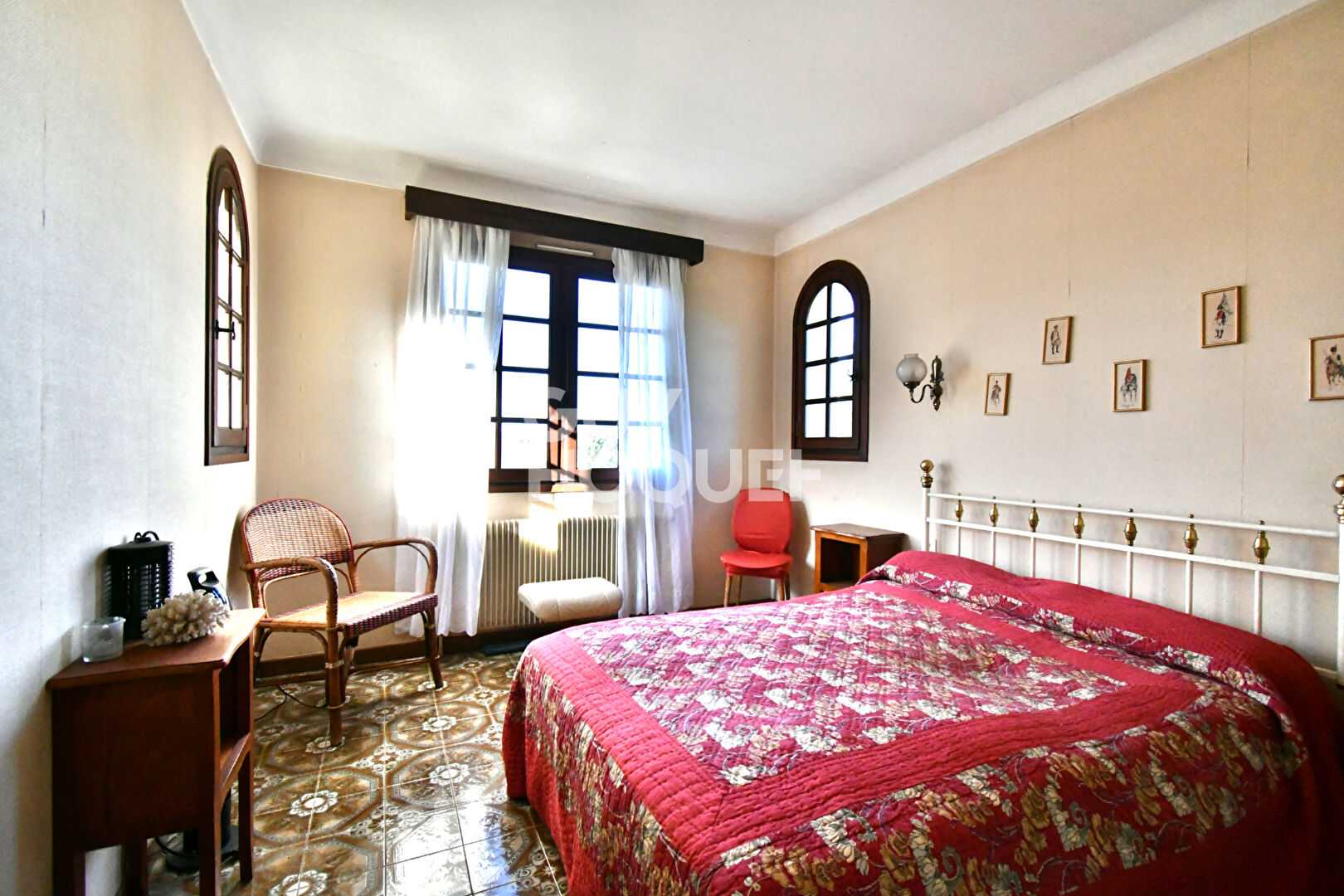 THEZA, MAISON 4 FACES, 5 CHAMBRES, GARAGE, JARDIN, PISCINE