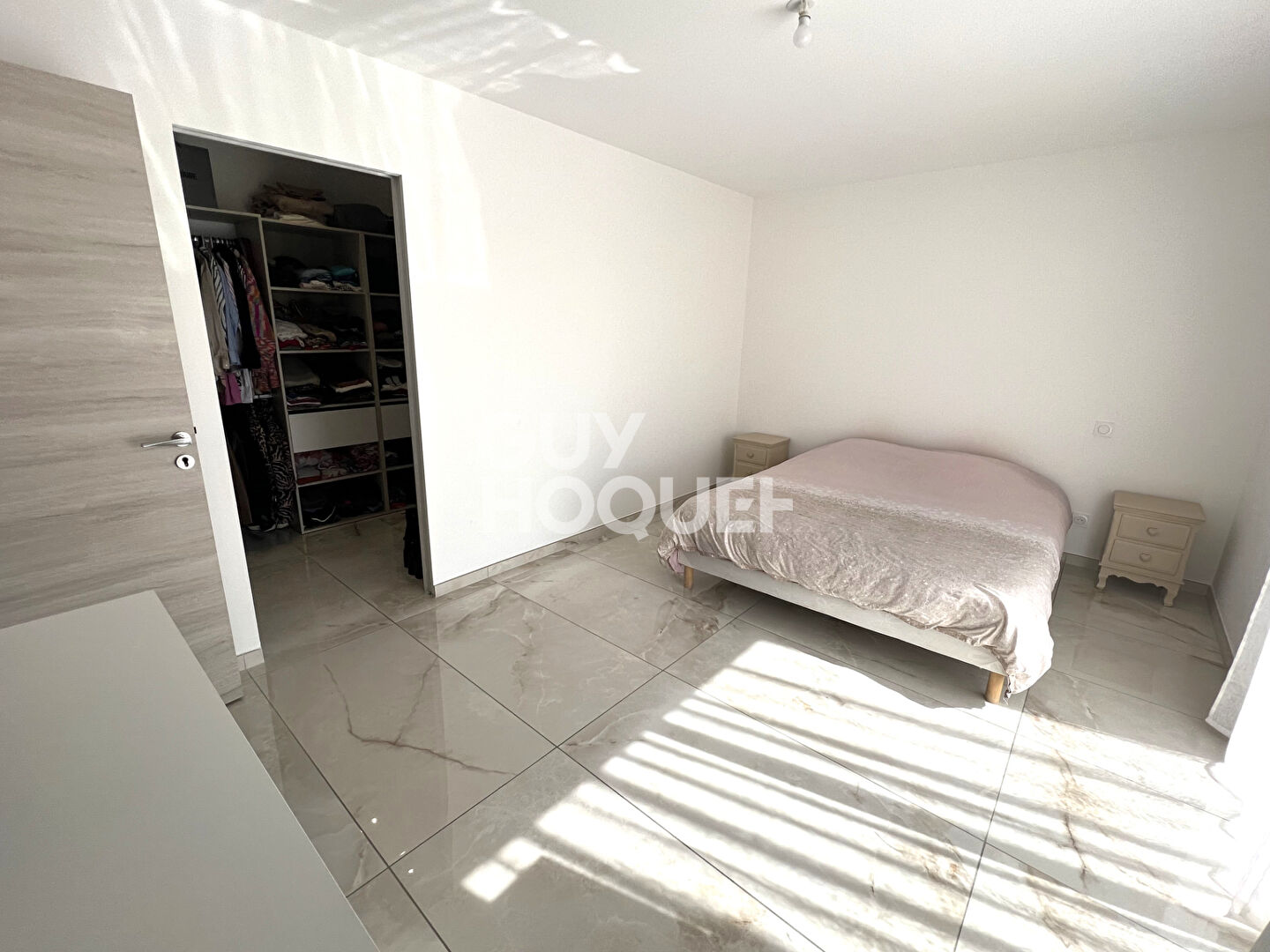 PONTEILLA, maison 4 faces, 4 chambres, garage et jardin