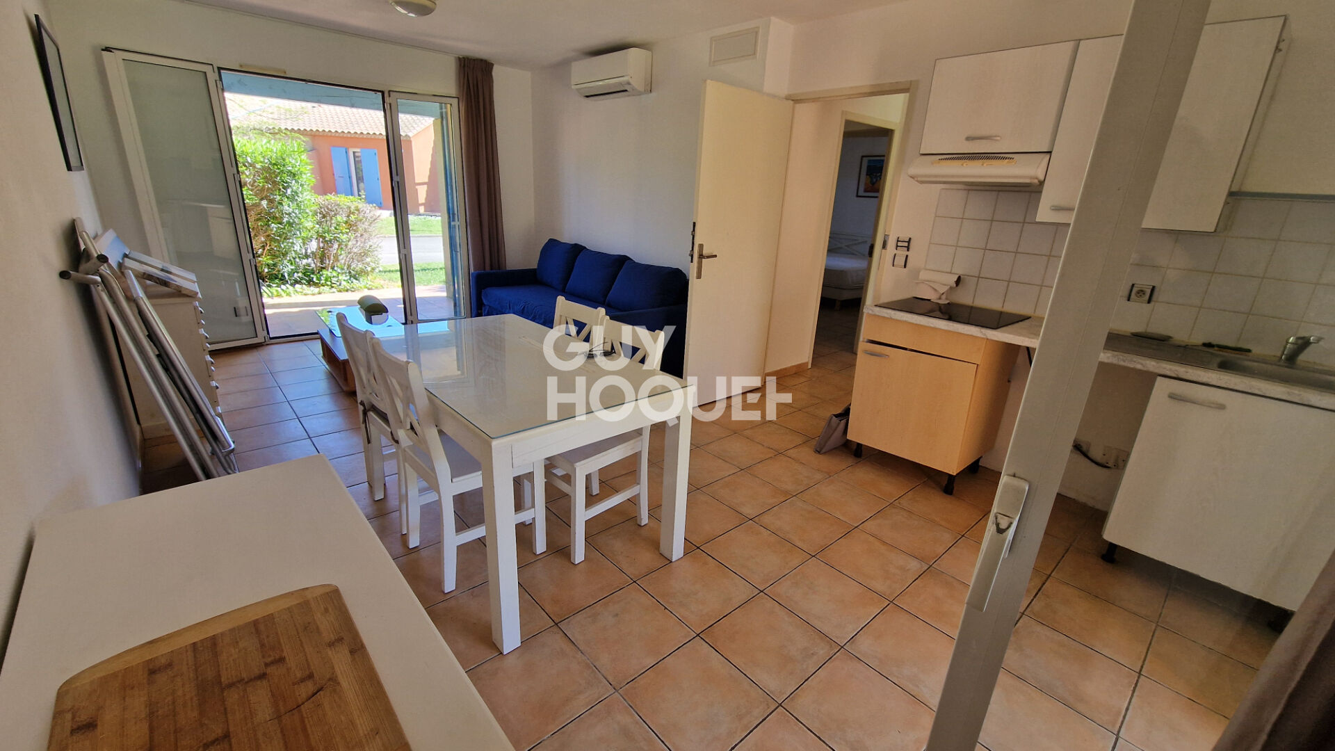 ARGELES SUR MER Dans résidence de vacances, maison de plain pied meublée, 3 pièces.