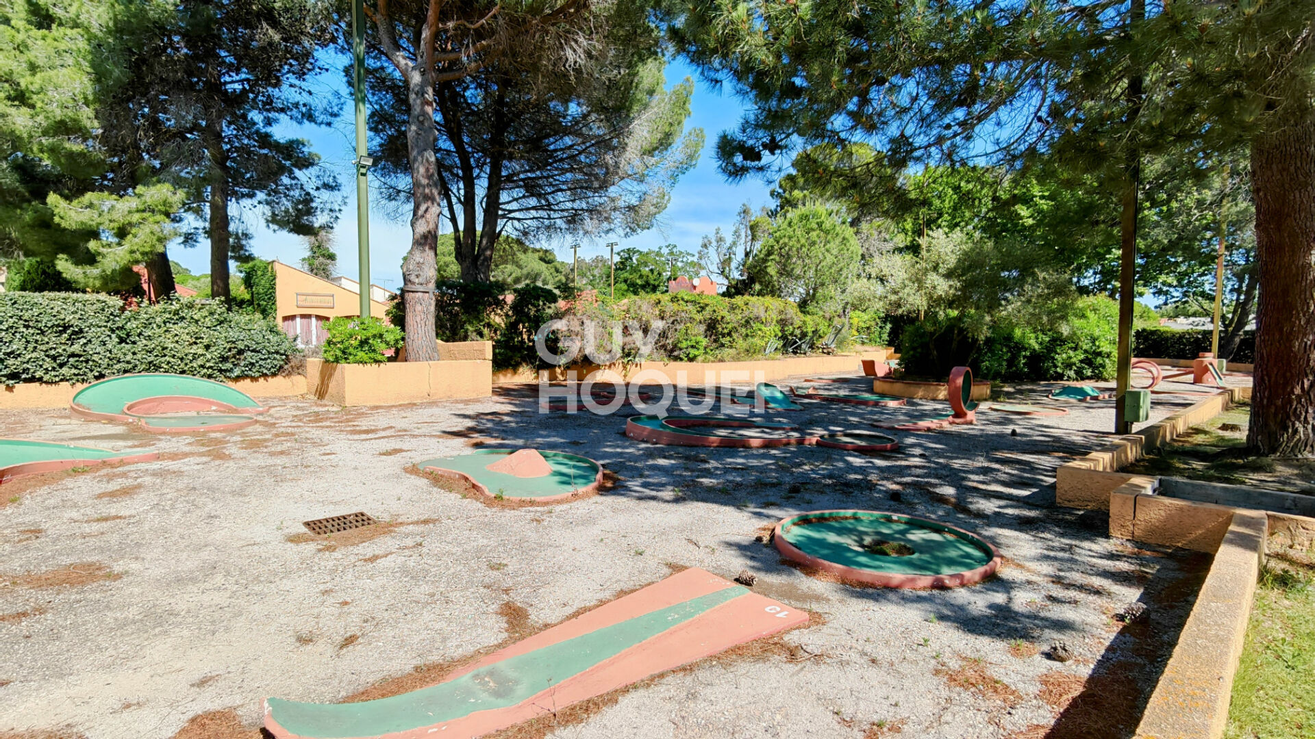 ARGELES SUR MER Dans résidence de vacances, maison de plain pied meublée, 3 pièces.